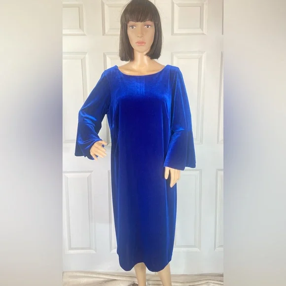 Calvin Klein Velvet Bell Sleeve Sheath Dress - Picture 3 of 13